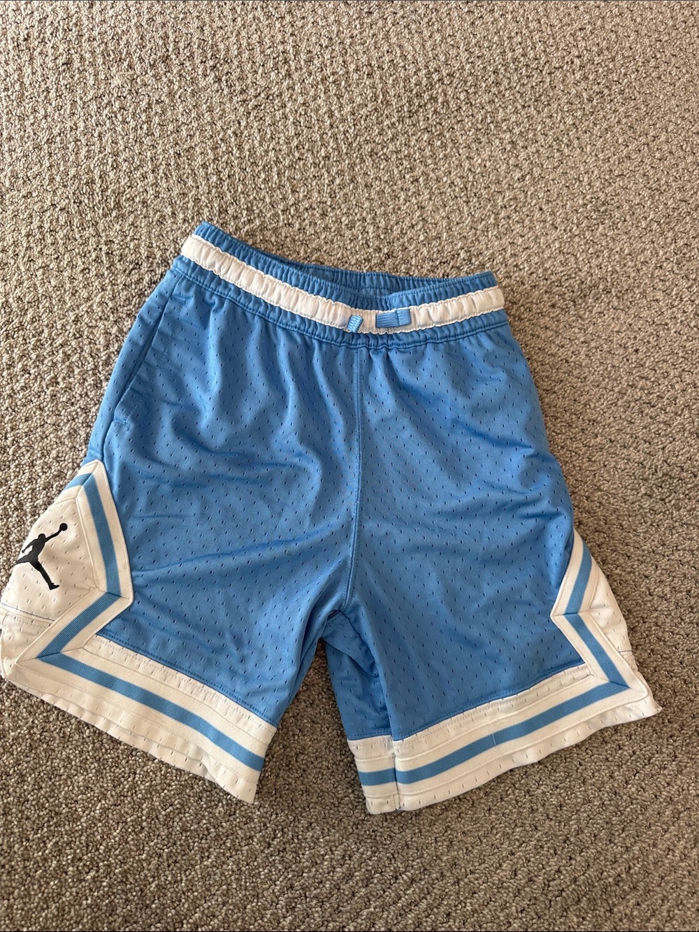 Jordan Kids' Dri-FIT Sport Diamond Shorts (Light Blue) - YM